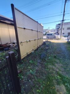 草刈り後の庭